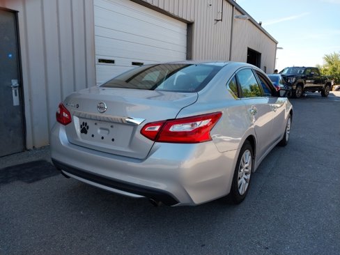 Used 2017 Nissan Altima 2.5 S w/ Power Driver Seat Package image 3