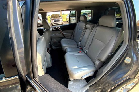 Used 2012 Toyota Highlander Limited image 20