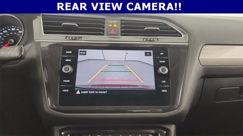 Used 2020 Volkswagen Tiguan SE w/ Panoramic Sunroof Package image 15