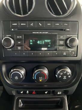 Used 2016 Jeep Patriot High Altitude image 18