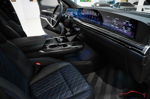Used 2025 Cadillac Escalade IQ Sport 1 image 11
