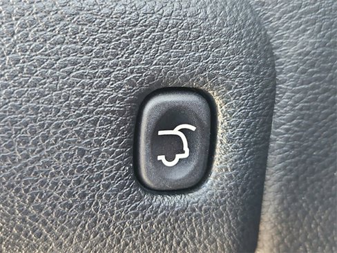 Used 2020 Jeep Grand Cherokee Altitude image 22