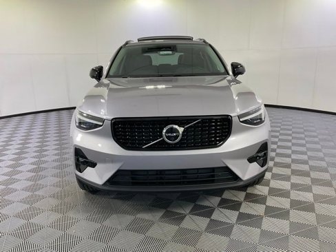 New 2026 Volvo XC40 B5 Plus w/ Protection Package Premier image 7