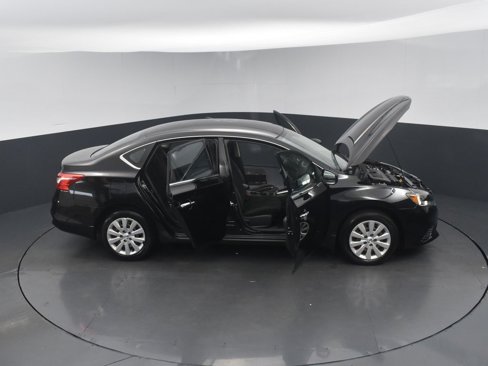 Used 2018 Nissan Sentra S image 25