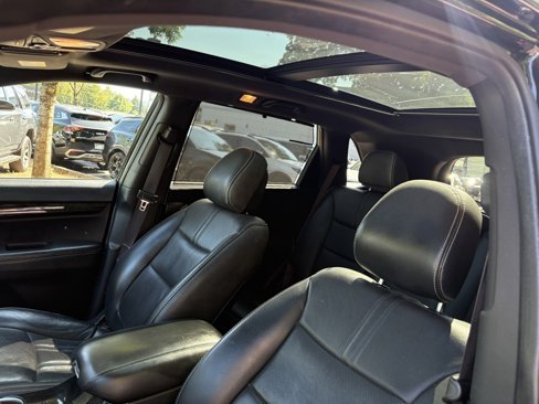 Used 2014 Kia Sorento SX image 14