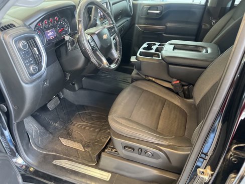 Used 2020 Chevrolet Silverado 3500 LT w/ Texas Edition image 13