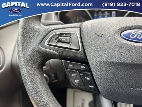 Certified 2018 Ford Focus SE image 21
