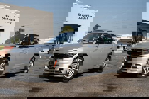 Used 2023 Dodge Charger SXT image 1