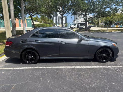 Used 2016 Mercedes-Benz E 350 Sedan w/ Premium Package image 10