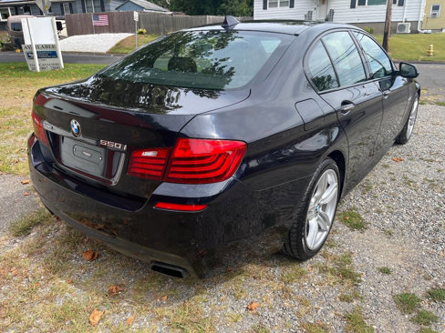 Used 2015 BMW 550i xDrive Sedan image 2