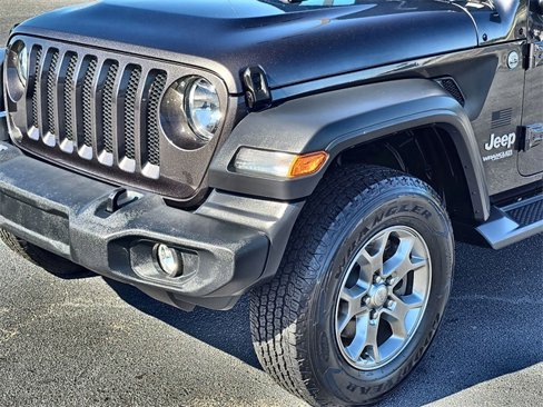Used 2020 Jeep Wrangler Unlimited Sport image 10