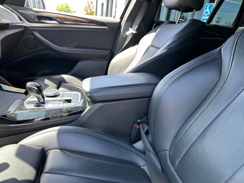 Used 2023 BMW X4 xDrive30i w/ Parking Assistance Package image 17