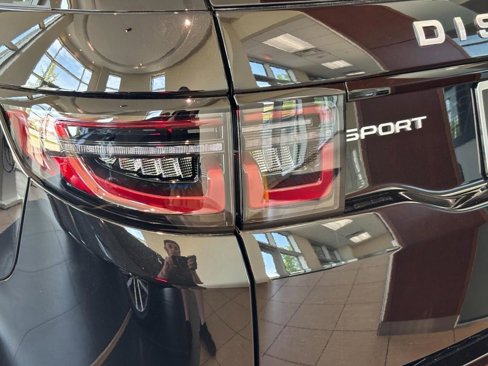 New 2025 Land Rover Discovery Sport S image 40