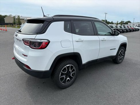 Certified 2024 Jeep Compass Trailhawk image 10