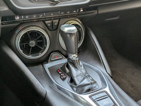 Used 2018 Chevrolet Camaro LT image 17