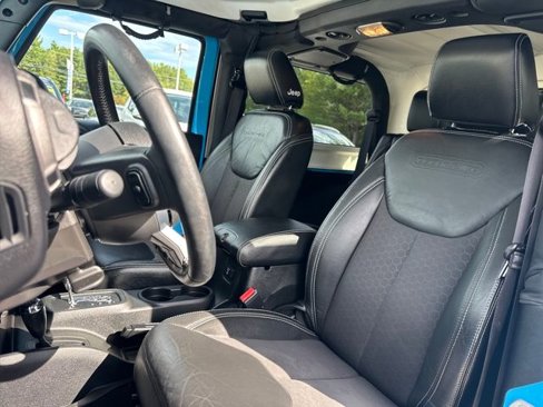 Used 2017 Jeep Wrangler Freedom Edition image 16