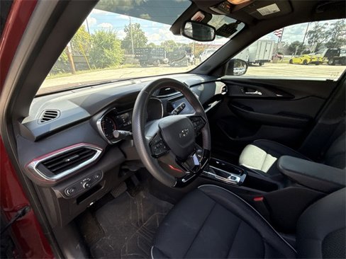 Certified 2023 Chevrolet TrailBlazer RS w/ Convenience Package image 10