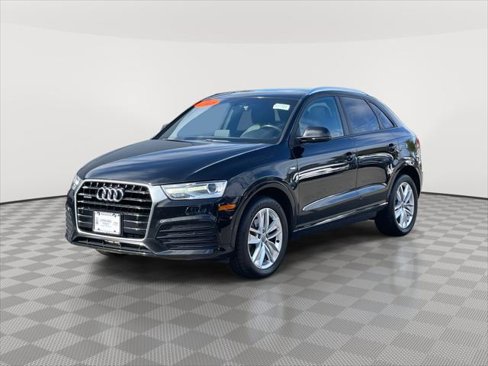 Used 2018 Audi Q3 2.0T Premium w/ Convenience Package image 3