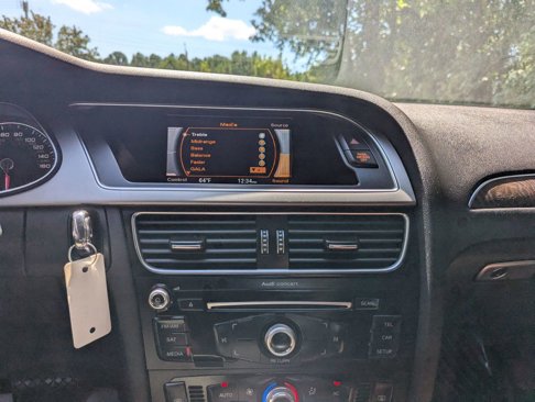 Used 2013 Audi A4 2.0T Premium image 24
