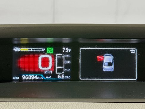 Used 2016 Toyota Prius Four image 19