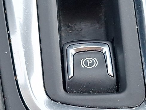 Used 2022 Chevrolet Equinox LT image 30