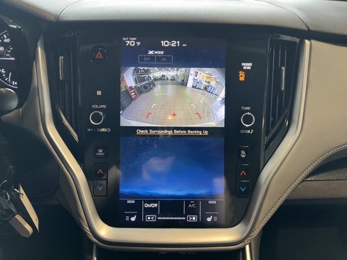 Used 2020 Subaru Outback Premium image 17