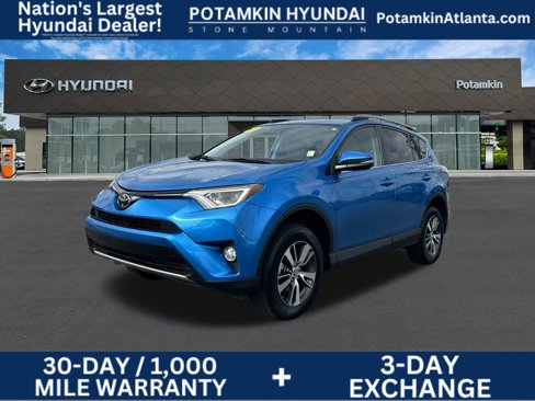 Used 2017 Toyota RAV4 XLE image 1