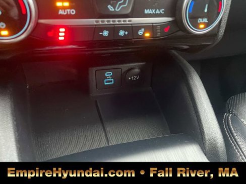 Used 2022 Ford Escape Titanium image 26