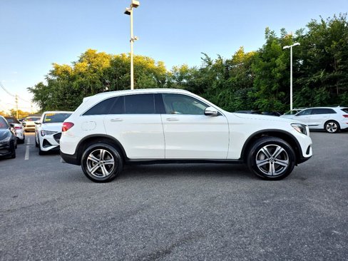 Used 2019 Mercedes-Benz GLC 300 4MATIC w/ Premium Package image 21