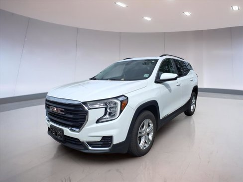Used 2022 GMC Terrain SLE w/ Driver Convenience Package image 2