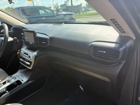 Used 2021 Ford Explorer 4WD w/ Class III Trailer Tow Package image 32