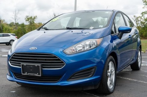 Used 2018 Ford Fiesta SE image 2