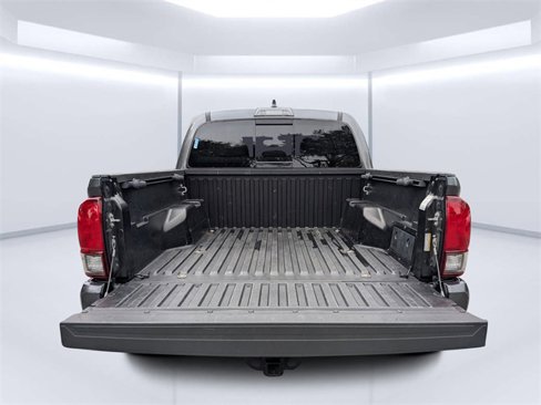 Used 2022 Toyota Tacoma SR5 image 16