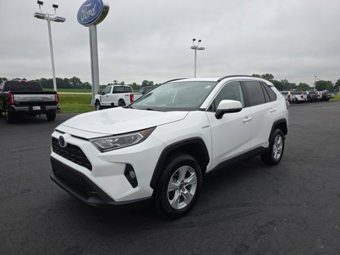 Used 2021 Toyota RAV4 XLE image 1