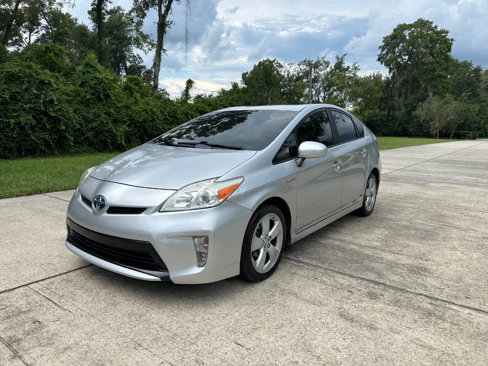 Used 2014 Toyota Prius Three image 3