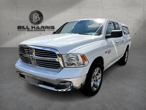 Used 2015 RAM 1500 SLT image 1