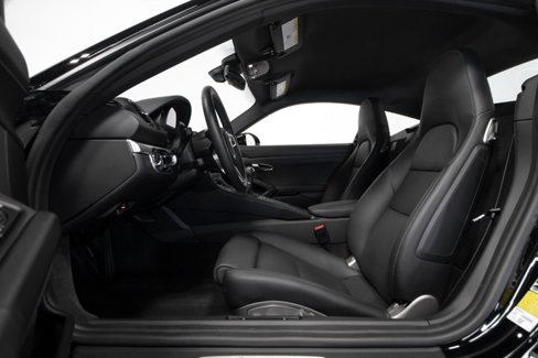 Used 2025 Porsche 718 Cayman image 20