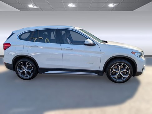 Used 2018 BMW X1 xDrive28i image 8