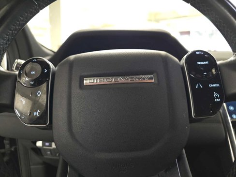 Used 2020 Land Rover Discovery Sport S image 24