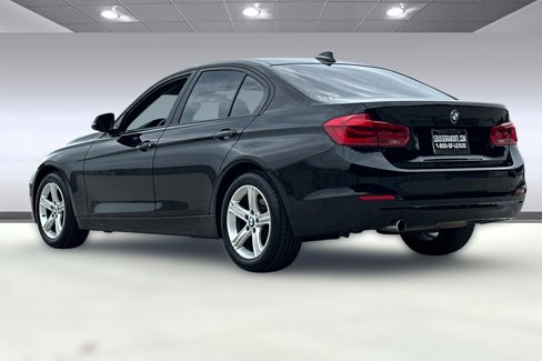 Used 2015 BMW 320i Sedan image 3