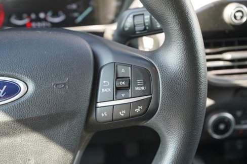 Used 2020 Ford Escape SE image 29