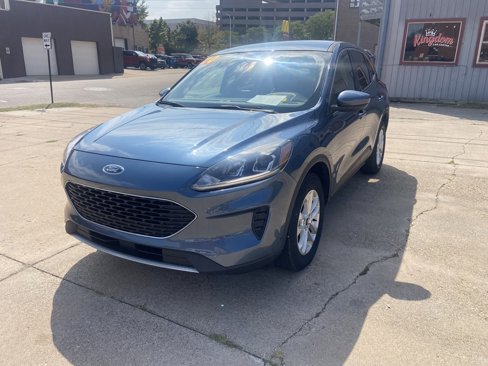 Used 2020 Ford Escape SE image 3