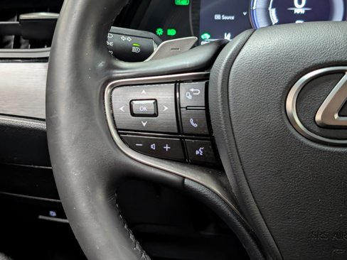 Used 2022 Lexus ES 300h w/ Premium Package image 36