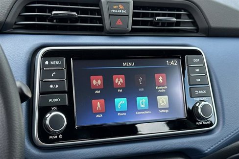New 2025 Nissan Versa SV w/ Trunk Package image 19