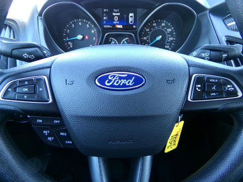 Used 2018 Ford Focus SE image 15