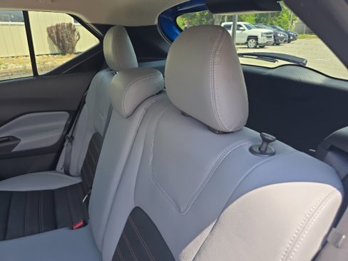 Used 2021 Nissan Kicks SR image 33