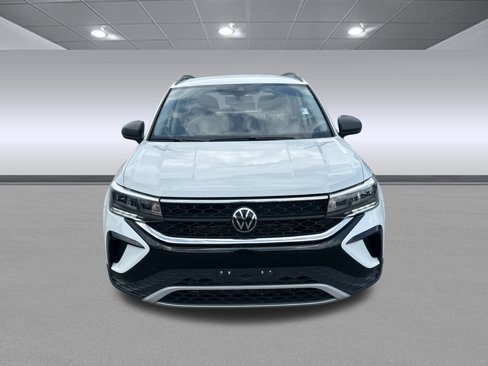 Used 2024 Volkswagen Taos S image 8