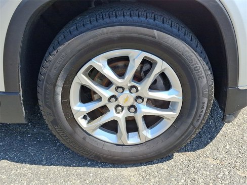 Used 2020 Chevrolet Traverse LT image 27