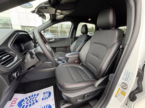 New 2025 Ford Escape ST-Line w/ Tech Pack #1 image 13
