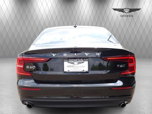 Used 2019 Volvo S60 T6 Momentum w/ Multimedia Package image 4